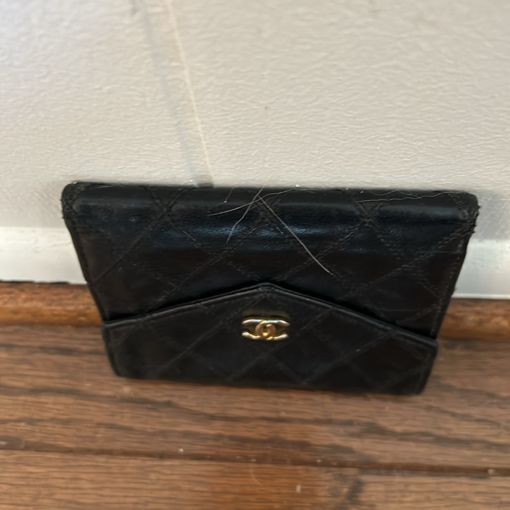 Chanel Matelasse Quilted Lambskin Compact Wallet - Picture 5 of 10